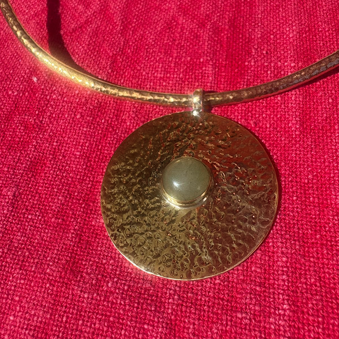 Dijes Eclipse: Piedras Naturales